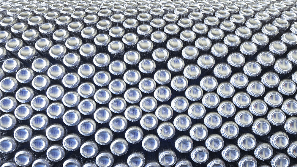 Aluminum beverage cans